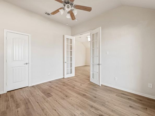 7717  Black Willow Lane , Arlington Texas 76002