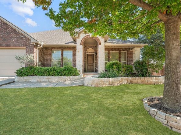 7717  Black Willow Lane , Arlington Texas 76002