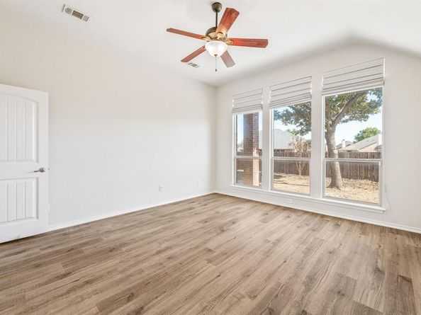 7717  Black Willow Lane , Arlington Texas 76002