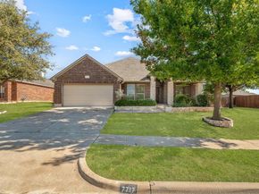 7717  Black Willow Lane , Arlington Texas 76002