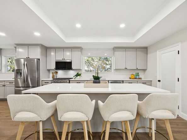 7716  Lone Moor Circle , Dallas Texas 75248