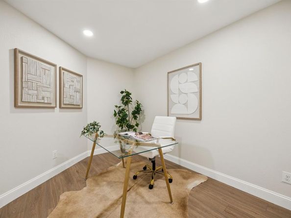 7716  Lone Moor Circle , Dallas Texas 75248