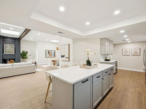 7716  Lone Moor Circle , Dallas Texas 75248