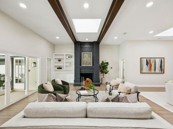 7716  Lone Moor Circle , Dallas Texas 75248