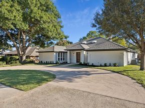 7716  Lone Moor Circle , Dallas Texas 75248