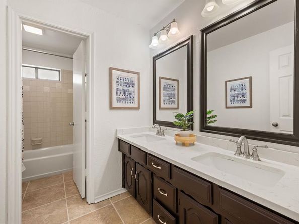 3101  Regency Street , Carrollton Texas 75007