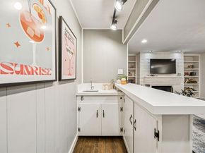 10017  Medlock Drive , Dallas Texas 75218