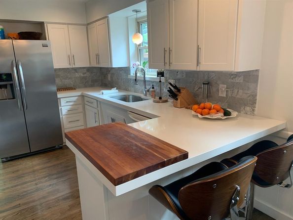 10017  Medlock Drive , Dallas Texas 75218