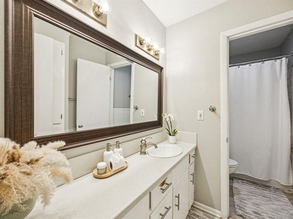 10017  Medlock Drive , Dallas Texas 75218