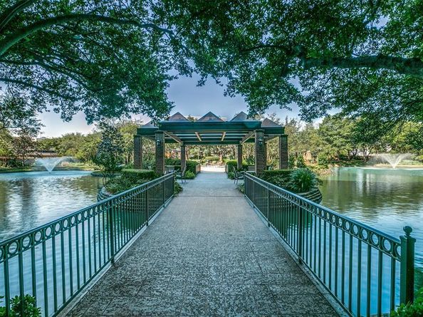 5200  Keller Springs Road  820, Dallas Texas 75248