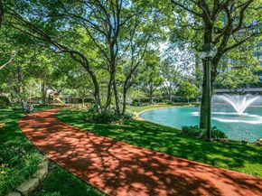 5200  Keller Springs Road  820, Dallas Texas 75248