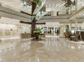 5200  Keller Springs Road  820, Dallas Texas 75248