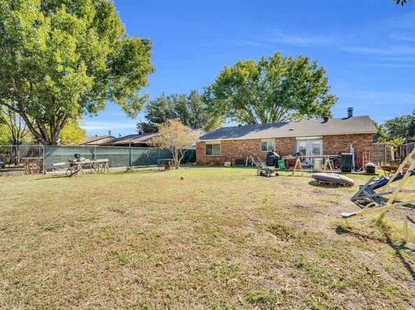 1530  Independence Trail , Grand Prairie Texas 75052