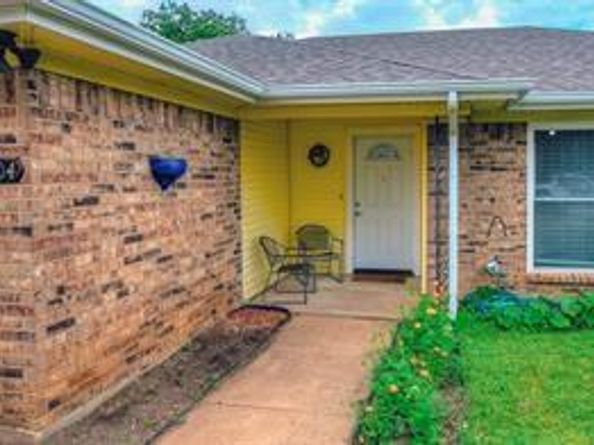3804  Memphis Lane , Fort Worth Texas 76133