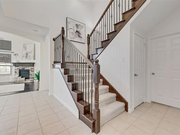 1020  Chickasaw Drive , Carrollton Texas 75010