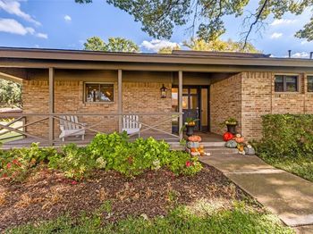 6838  Kingsbury Drive 