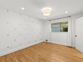 7727  La Avenida Drive , Dallas Texas 75248