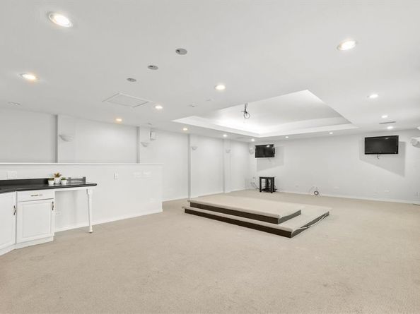 7727  La Avenida Drive , Dallas Texas 75248