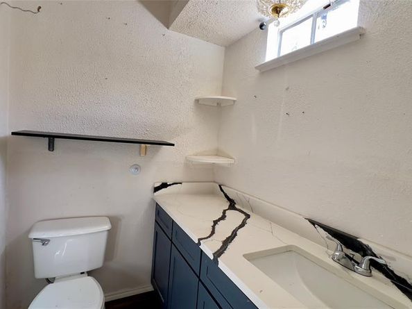 636  Scottsboro Lane , Dallas Texas 75241