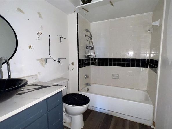 636  Scottsboro Lane , Dallas Texas 75241