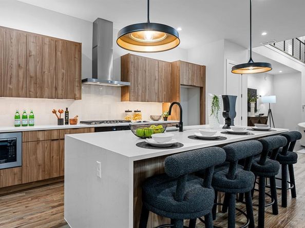 1014  Grandview Avenue , Dallas Texas 75223