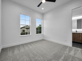 1014  Grandview Avenue , Dallas Texas 75223