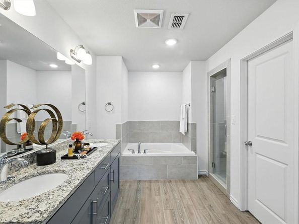 8712  Tudor Place , Dallas Texas 75228