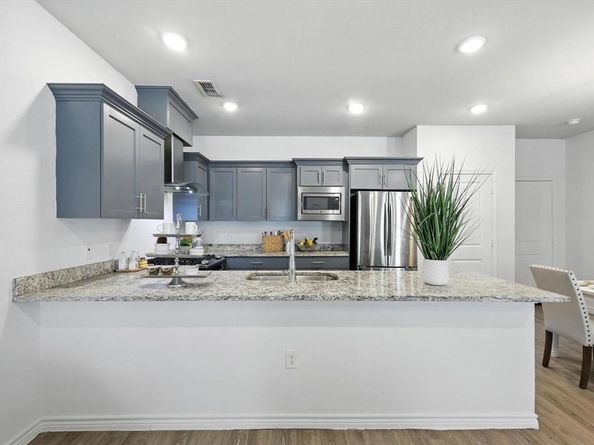 8712  Tudor Place , Dallas Texas 75228