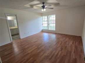 925  Shell Lane , Lancaster Texas 75146