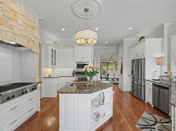 1529  Cypress Bend Drive , Cedar Hill Texas 75104