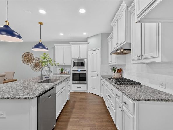2873  Creekway Drive , Carrollton Texas 75010