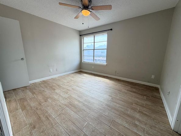 7145  Fair Oaks Avenue  36, Dallas Texas 75231