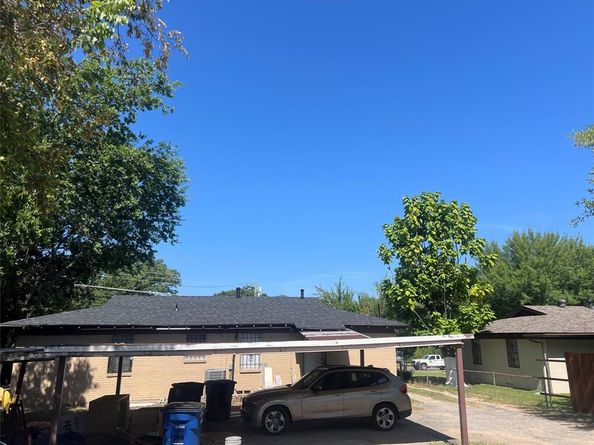 366 S St Augustine Drive , Dallas Texas 75217