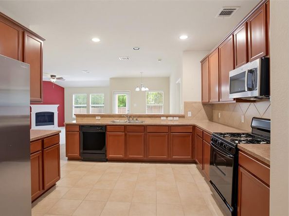 904  Buffalo Creek Drive , McKinney Texas 75072