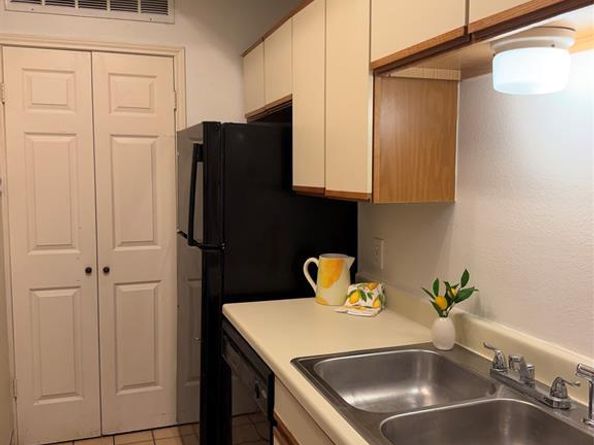8404  Forest Lane  105, Dallas Texas 75243