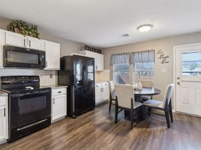 943  Carthage Way , Arlington Texas 76017