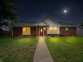 2534  Limestone Lane , Garland Texas 75040