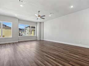 8150  BROMLEY Drive , Dallas Texas 75231