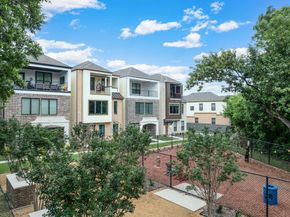 8150  BROMLEY Drive , Dallas Texas 75231