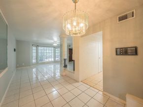 15906  CLub Crest Drive  1117, Dallas Texas 75248