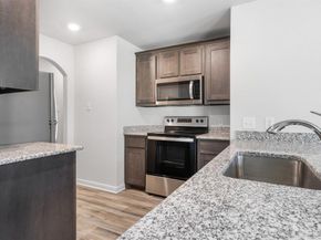 6318  Crosswood Lane , Dallas Texas 75241