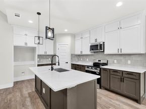 1613  Avenue D  , Fort Worth Texas 76104