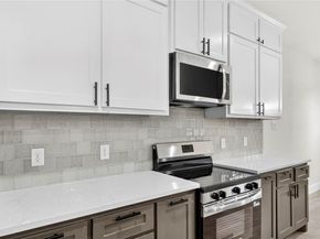 1613  Avenue D  , Fort Worth Texas 76104