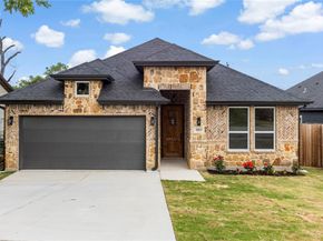 1613  Avenue D  , Fort Worth Texas 76104