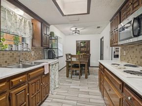 1217  Gardengate Circle , Garland Texas 75043