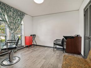 1217  Gardengate Circle , Garland Texas 75043