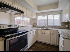 735  Valiant Circle , Garland Texas 75043