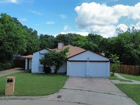 7809  Laver Court  78097811, Fort Worth Texas 76112