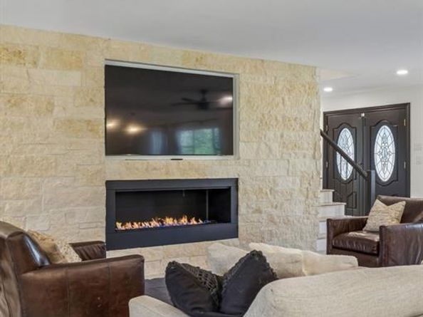 1334  El Patio Drive , Dallas Texas 75218