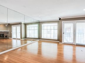 2020 N Garrett Avenue  107, Dallas Texas 75206